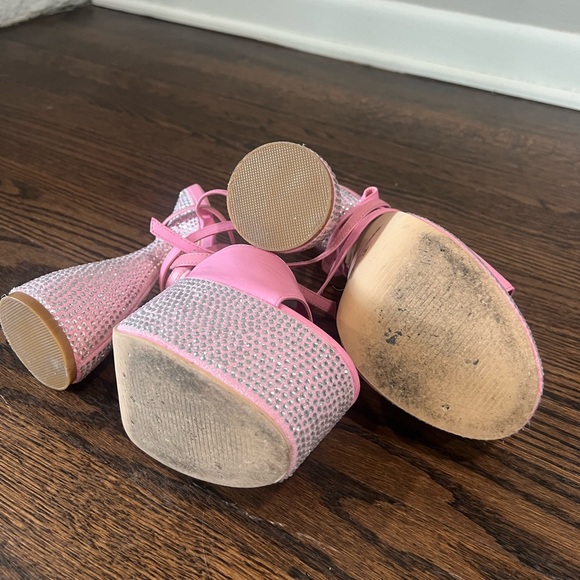 Fashion Nova Barbie Heels - Picture 9 of 9